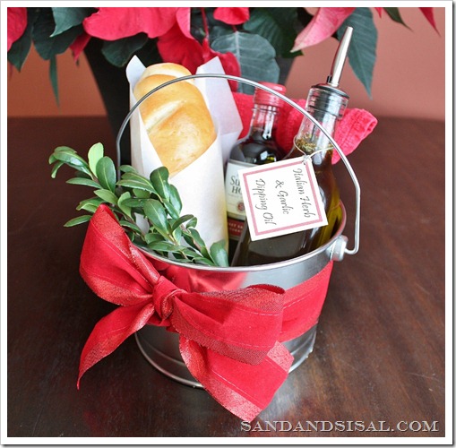 https://www.sandandsisal.com/wp-content/uploads/2011/11/Garlic-Herb-Dipping-Oil-Hostess-Gift-Pail.jpg