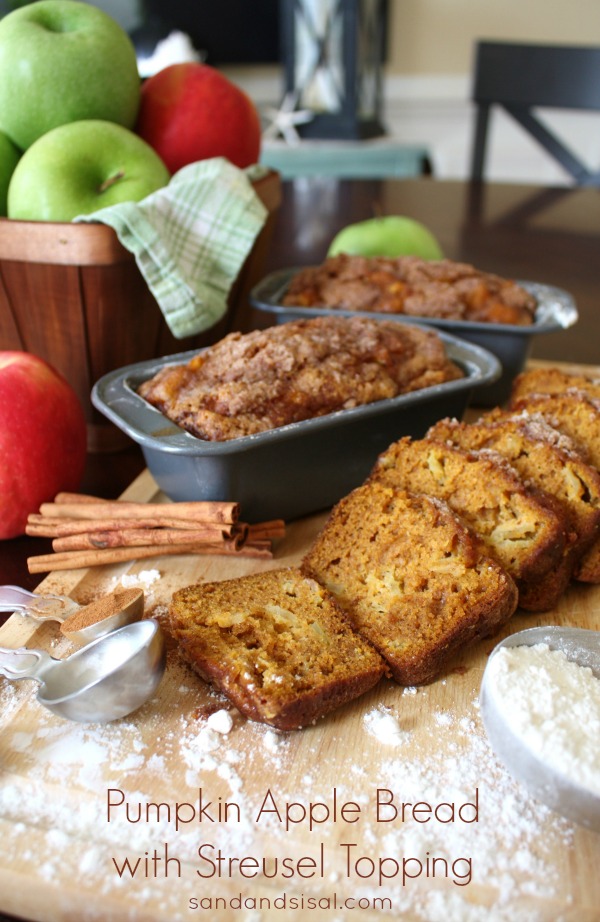 Pumpkin Apple Bread with Streusel Topping