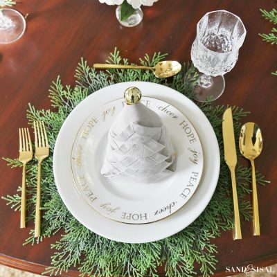 Christmas Dinner Tablesetting Ideas - Sand and Sisal