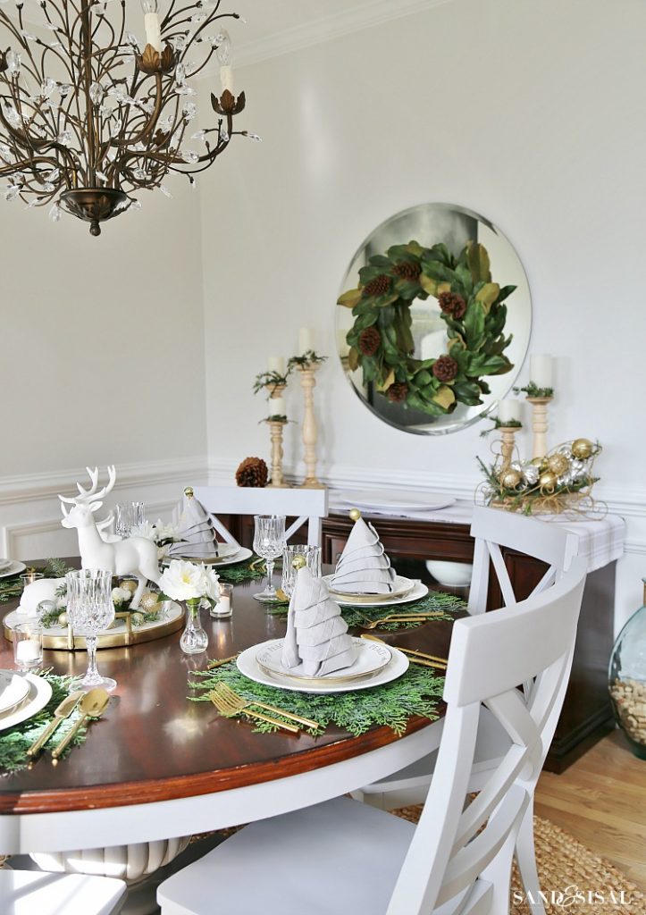 Christmas Dinner Tablesetting Ideas - Sand and Sisal