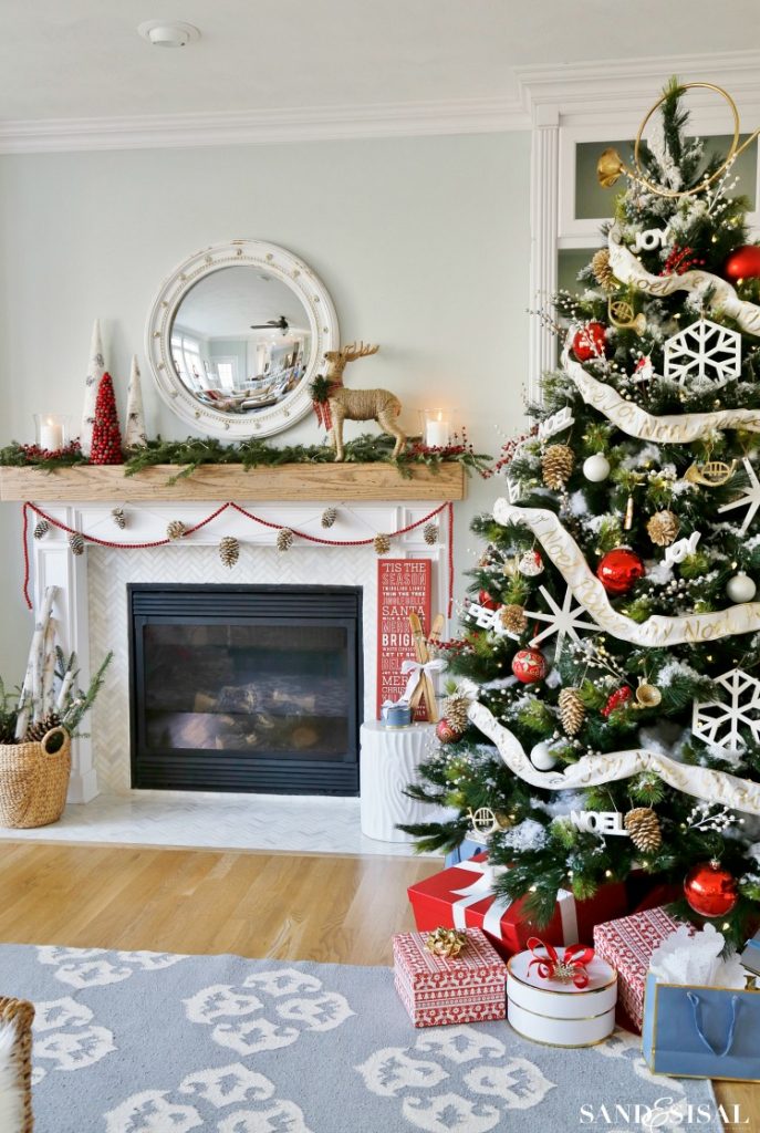 Winterberry Red, White and Blue Christmas Family Room