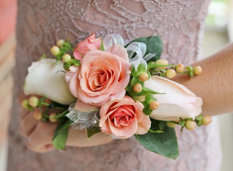 Blush Rose DIY Wrist Corsage