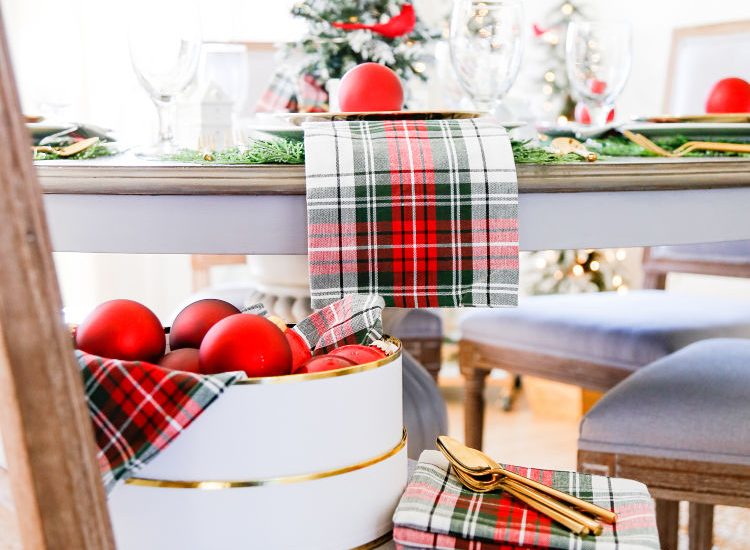 Christmas Village Dining Room Tablescape