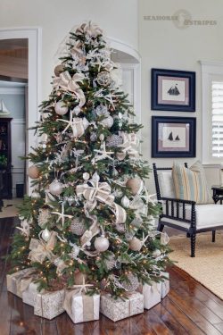 16 Chic Coastal Christmas Tree Ideas | Sand and Sisal