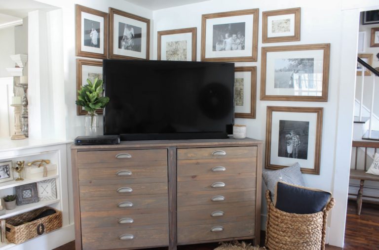 Beautiful and Creative Ways to Decorate Your TV Wall - Sand and Sisal